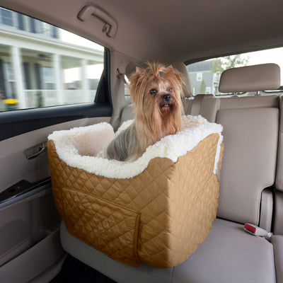 lookout-2-dog-car-seat-lifestyle-khaki1 of 7