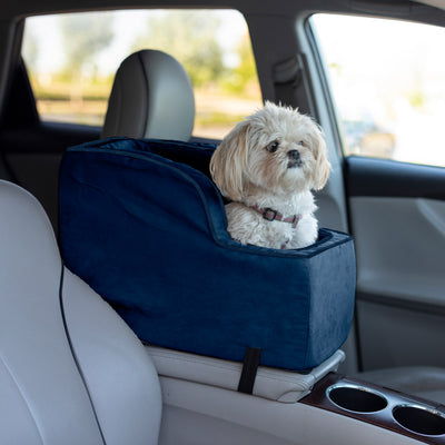 luxury-highback-console-dog-car-seat-lifestyle-sapphire-81 of 2