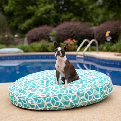 pool-and-patio-round-dog-bed-celtic-surfside-lifestyle-4_32fad07b-92df-4cc6-a5ba-1f3c7d3756561 of 2