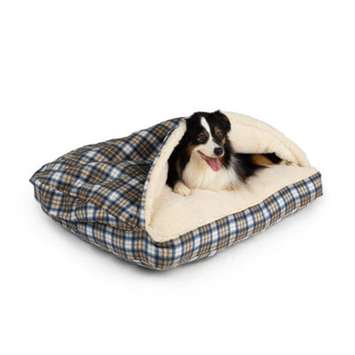 rectangle-cozy-cave-blue-plaid-dog-18-500x5003 of 10